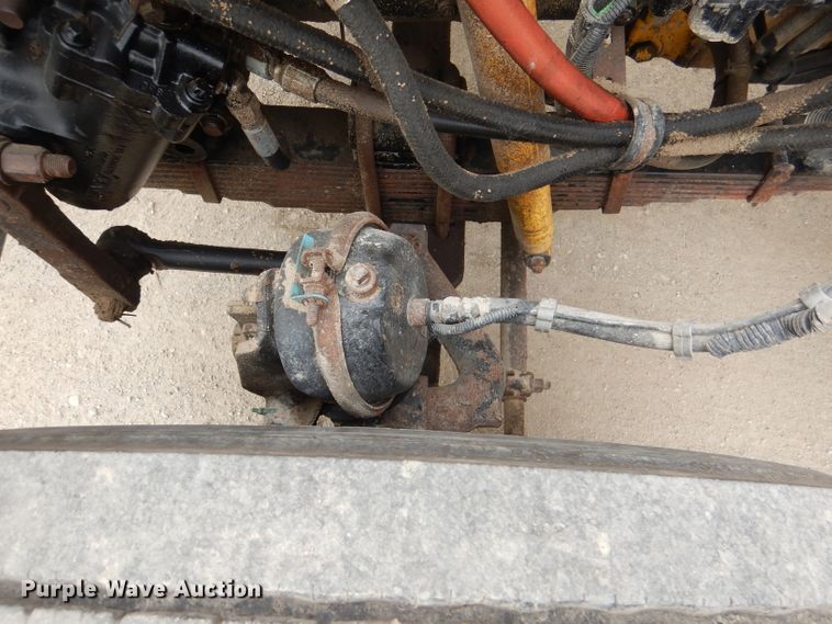 image for item DL8843 2005 Kenworth W900  semi truck