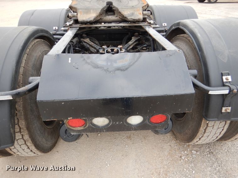 image for item DL8843 2005 Kenworth W900  semi truck