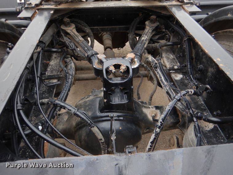 image for item DL8843 2005 Kenworth W900  semi truck