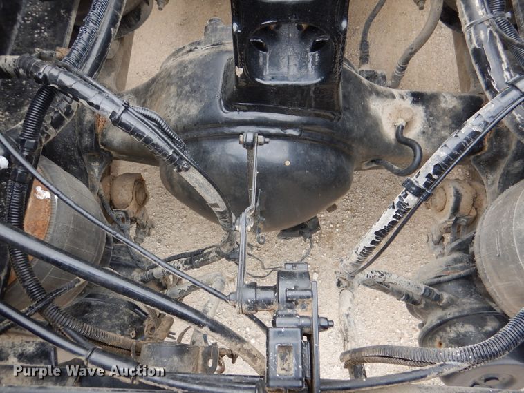 image for item DL8843 2005 Kenworth W900  semi truck