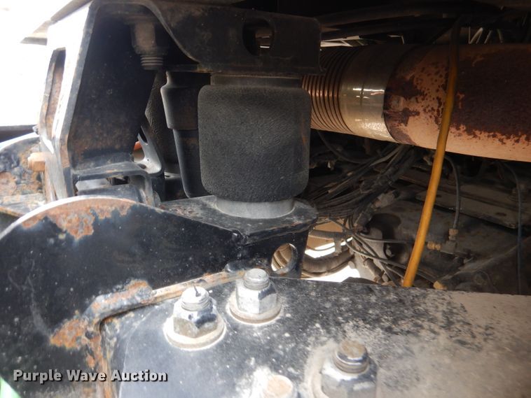 image for item DL8843 2005 Kenworth W900  semi truck