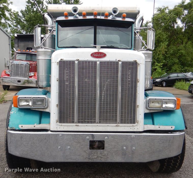 image for item DL8880 2001 Peterbilt 379  dump truck