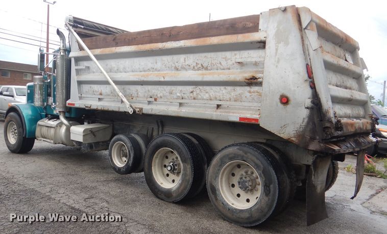 image for item DL8880 2001 Peterbilt 379  dump truck