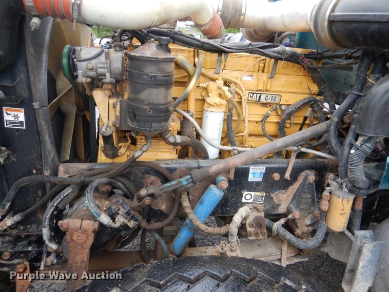 image for item DL8880 2001 Peterbilt 379  dump truck