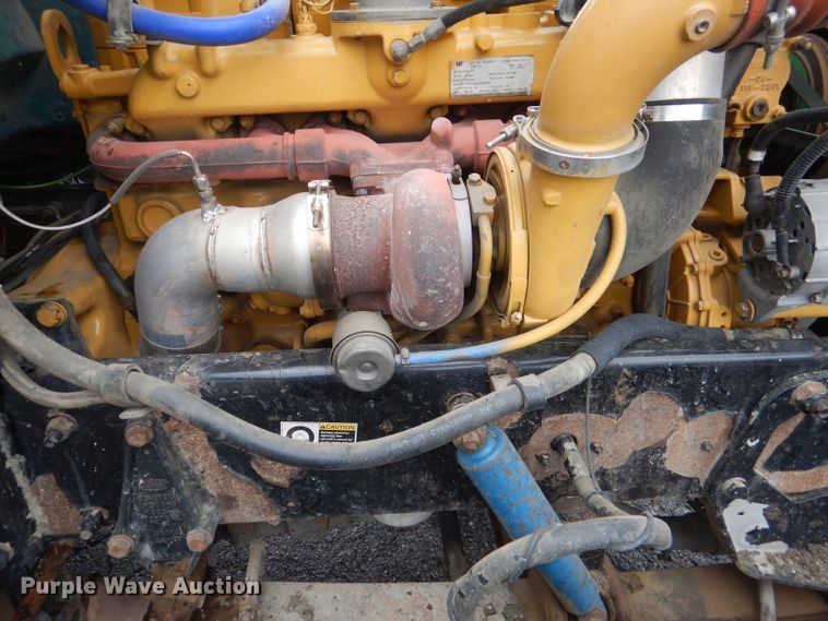 image for item DL8880 2001 Peterbilt 379  dump truck