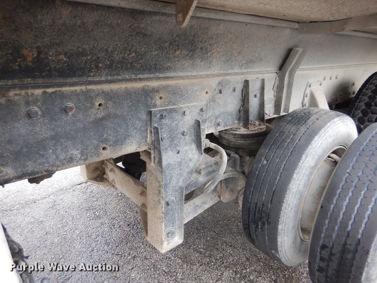 image for item DL8880 2001 Peterbilt 379  dump truck