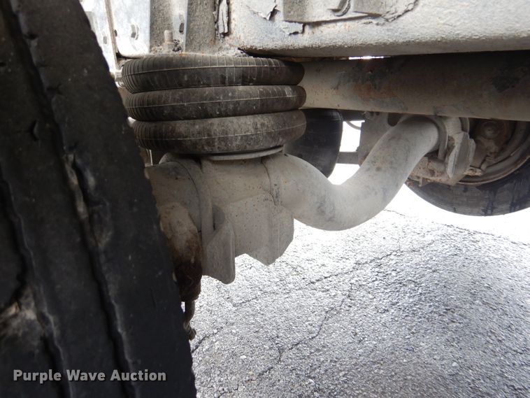 image for item DL8880 2001 Peterbilt 379  dump truck