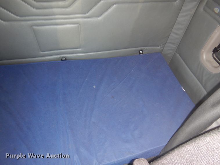 image for item DM5249 2014 Freightliner Cascadia  semi truck