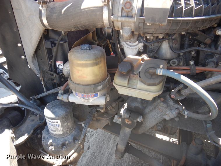 image for item DM5249 2014 Freightliner Cascadia  semi truck