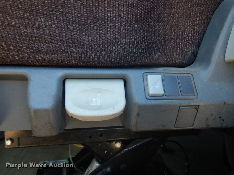 image for item DM5249 2014 Freightliner Cascadia  semi truck