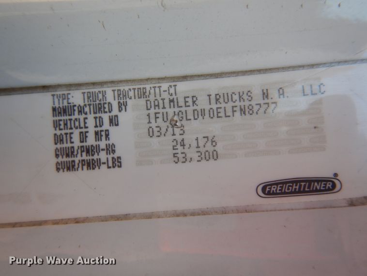 image for item DM5249 2014 Freightliner Cascadia  semi truck