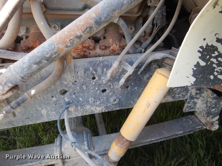 image for item FI9055 2001 International 4700  flatbed truck