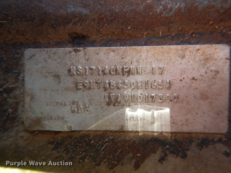 image for item FI9056 1991 Ford F700  truck cab and chassis