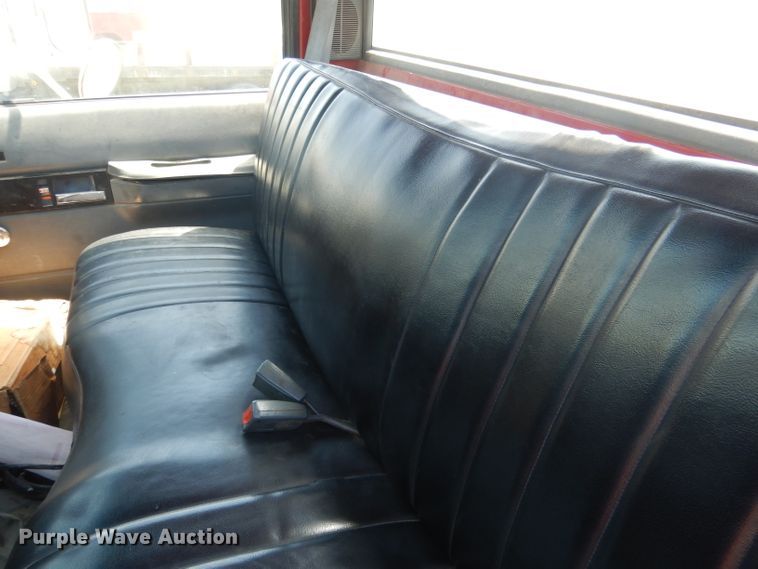 image for item FI9057 1991 Chevrolet Kodiak C6500  truck cab and chassis