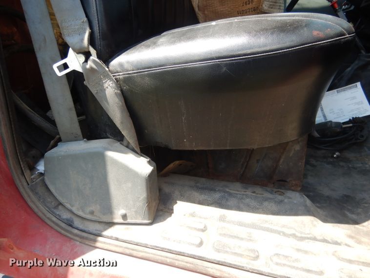 image for item FI9057 1991 Chevrolet Kodiak C6500  truck cab and chassis