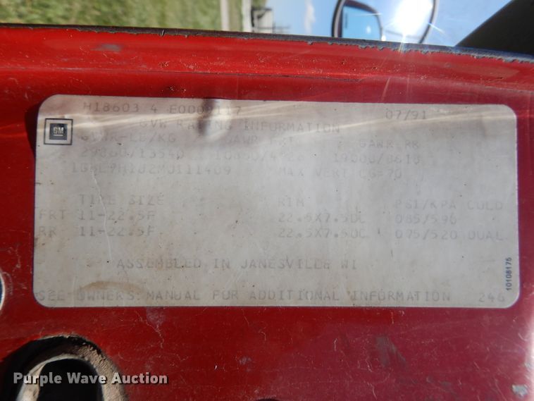 image for item FI9057 1991 Chevrolet Kodiak C6500  truck cab and chassis