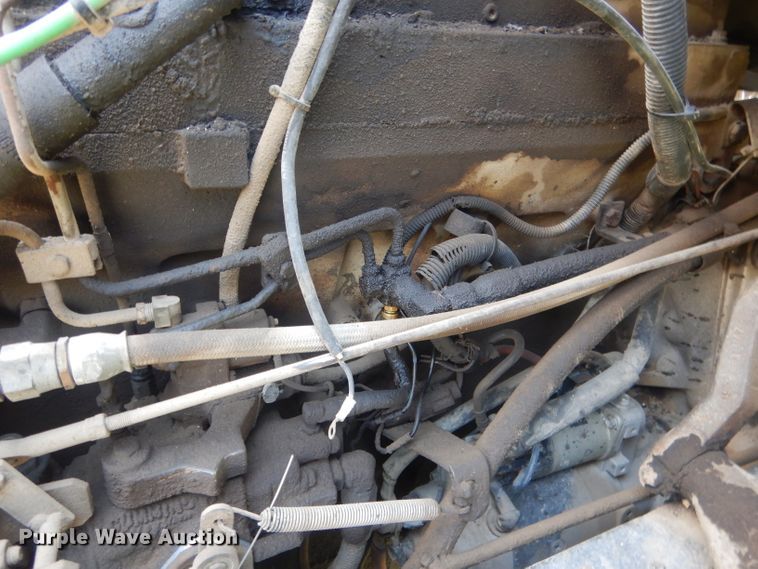 image for item FI9058 1989 Ford LT9000  truck cab and chassis