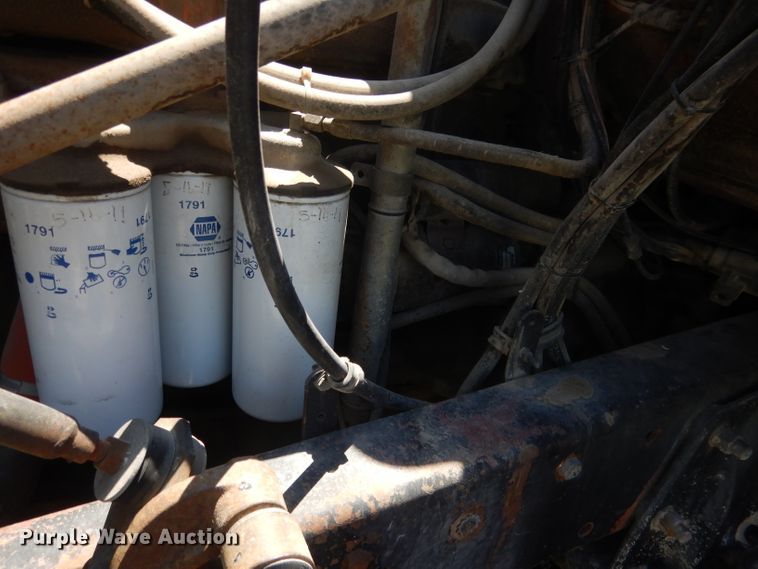 image for item FI9059 1984 Mack R686ST  semi truck