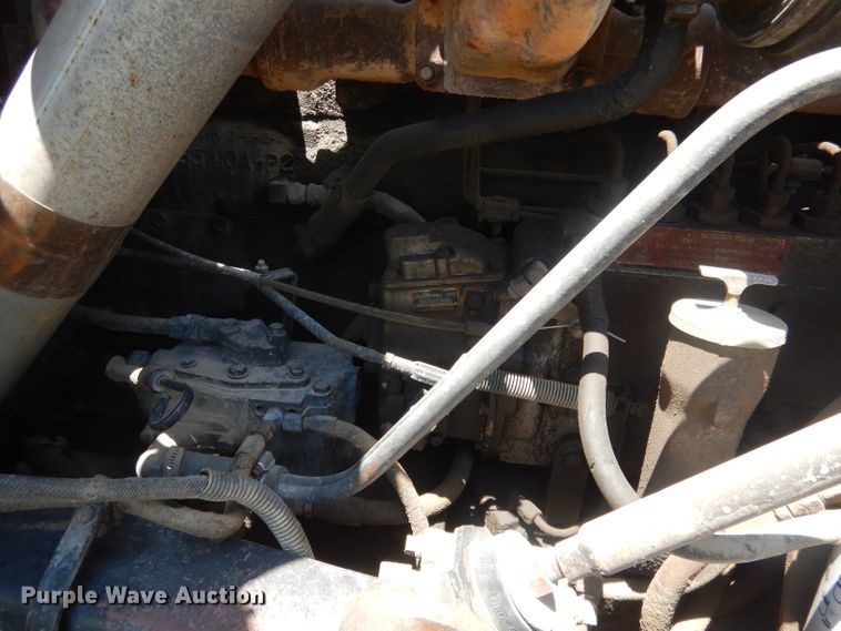 image for item FI9059 1984 Mack R686ST  semi truck