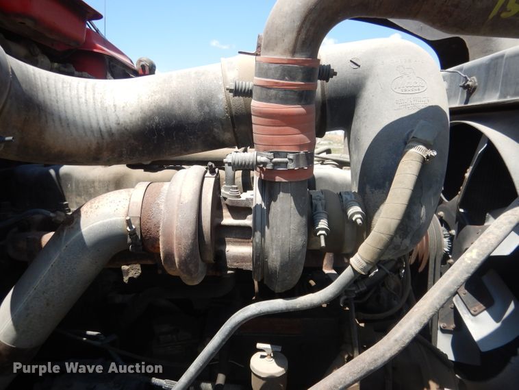 image for item FI9059 1984 Mack R686ST  semi truck