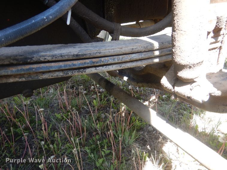 image for item FI9059 1984 Mack R686ST  semi truck