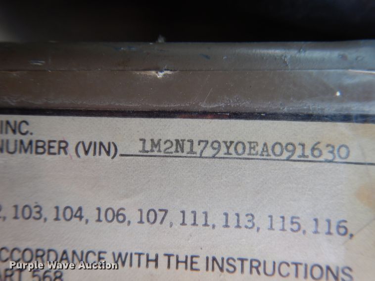 image for item FI9059 1984 Mack R686ST  semi truck