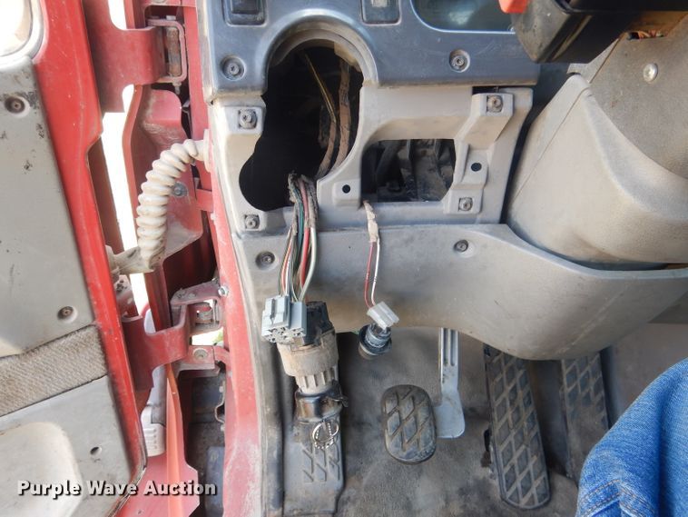 image for item FI9060 1997 Ford Louisville LT9513  semi truck