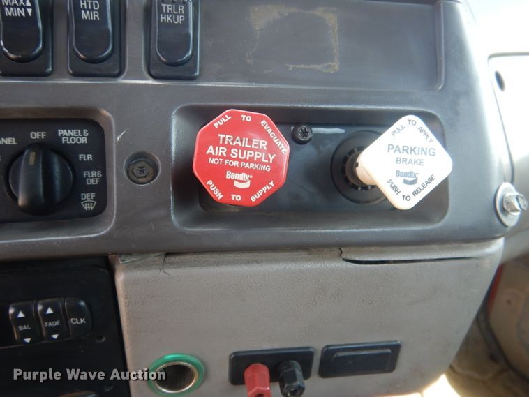 image for item FI9060 1997 Ford Louisville LT9513  semi truck