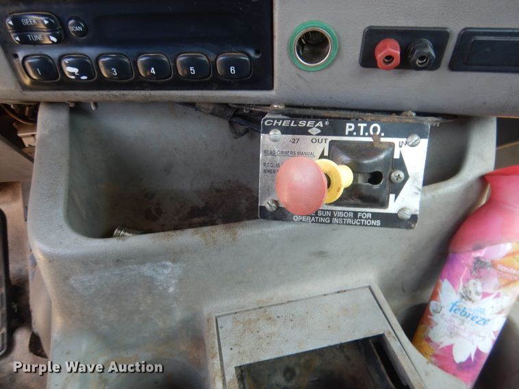 image for item FI9060 1997 Ford Louisville LT9513  semi truck