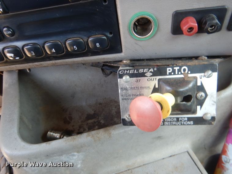 image for item FI9060 1997 Ford Louisville LT9513  semi truck