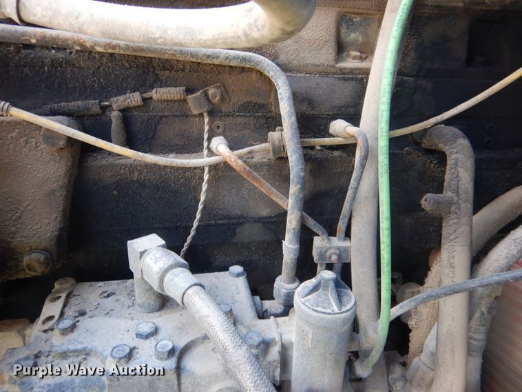 image for item FI9060 1997 Ford Louisville LT9513  semi truck