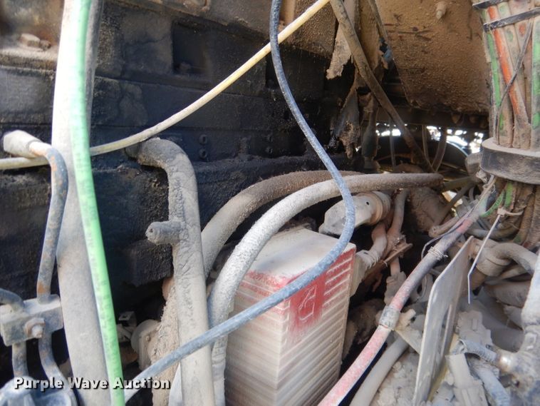 image for item FI9060 1997 Ford Louisville LT9513  semi truck