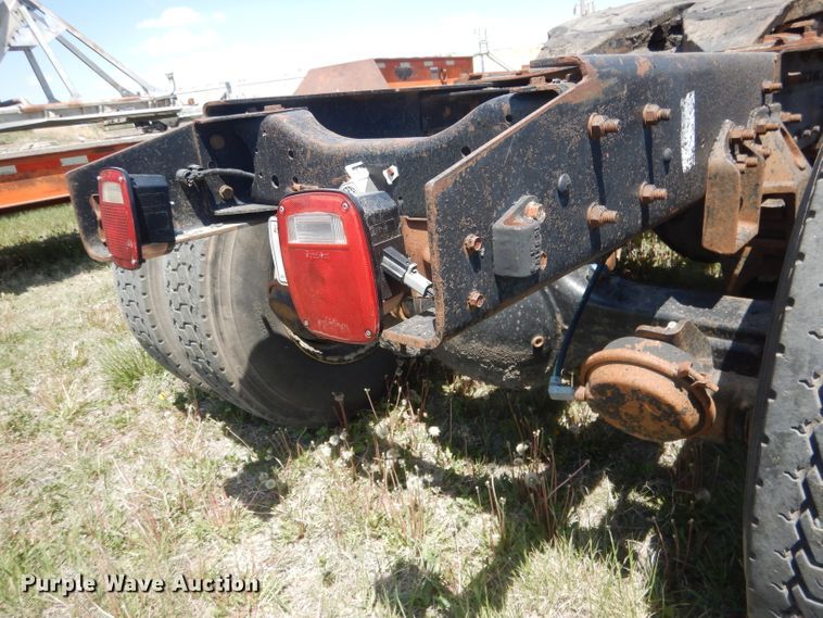 image for item FI9060 1997 Ford Louisville LT9513  semi truck