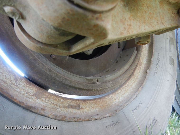 image for item FI9062 1981 Freuhauf HAB-F3-J-985  pneumatic dry bulk trailer