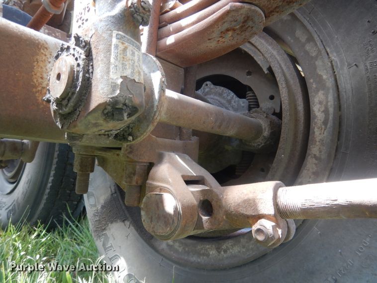 image for item FI9062 1981 Freuhauf HAB-F3-J-985  pneumatic dry bulk trailer