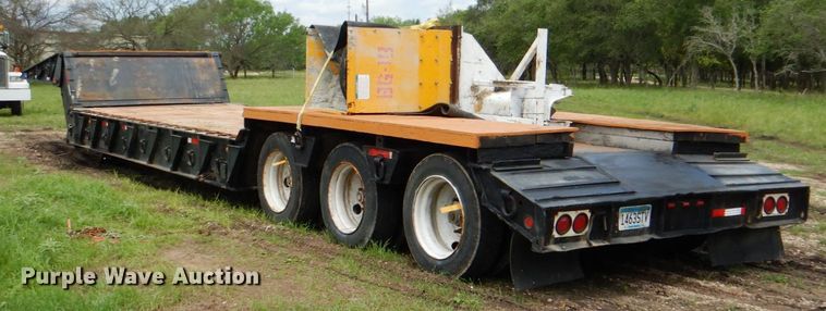 image for item HD9753 1977 Heavy Haul LDF500  lowboy equipment trailer