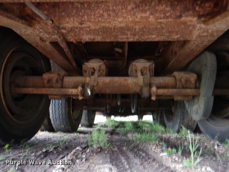 image for item HD9753 1977 Heavy Haul LDF500  lowboy equipment trailer