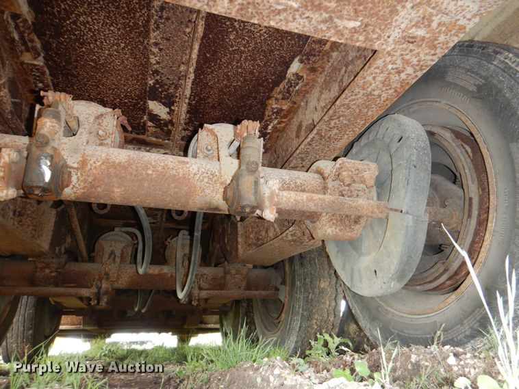 image for item HD9753 1977 Heavy Haul LDF500  lowboy equipment trailer