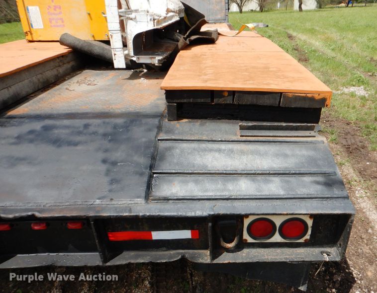 image for item HD9753 1977 Heavy Haul LDF500  lowboy equipment trailer