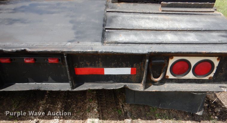 image for item HD9753 1977 Heavy Haul LDF500  lowboy equipment trailer