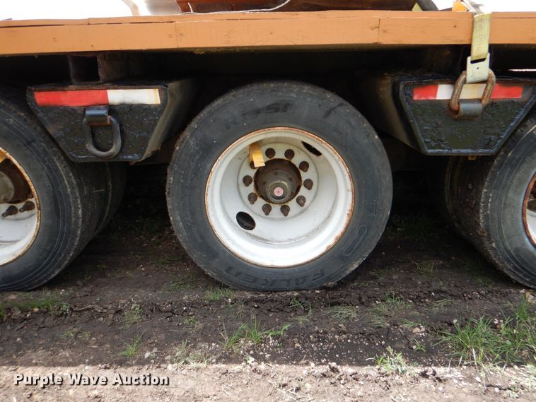 image for item HD9753 1977 Heavy Haul LDF500  lowboy equipment trailer