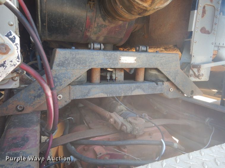 image for item HE9741 1980 Freightliner FLT-9664-T  semi truck