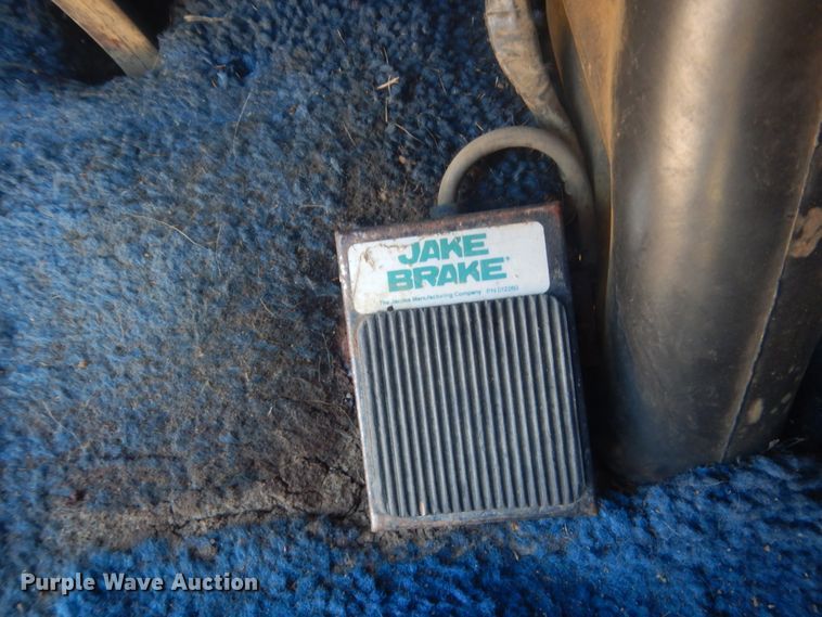 image for item HE9741 1980 Freightliner FLT-9664-T  semi truck