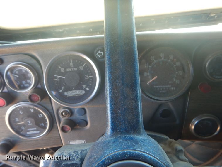 image for item HE9741 1980 Freightliner FLT-9664-T  semi truck