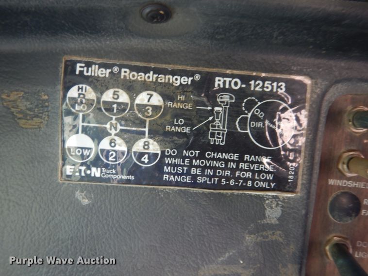 image for item HE9741 1980 Freightliner FLT-9664-T  semi truck