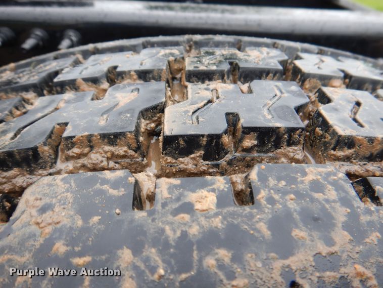 image for item HL9493 2014 Volvo VNL  semi truck