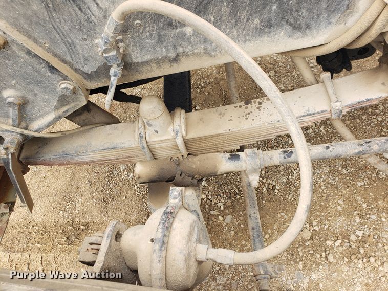 image for item HO9481 1980 Peterbilt 359  semi truck