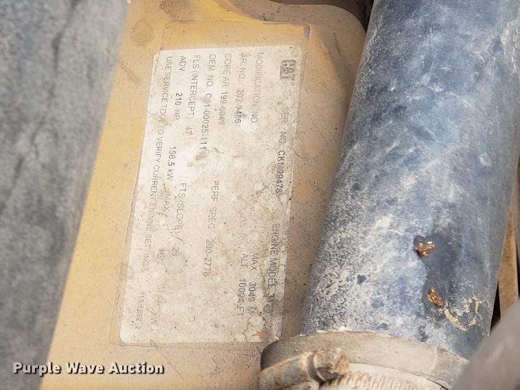 image for item HO9485 2002 Sterling L70  crane truck