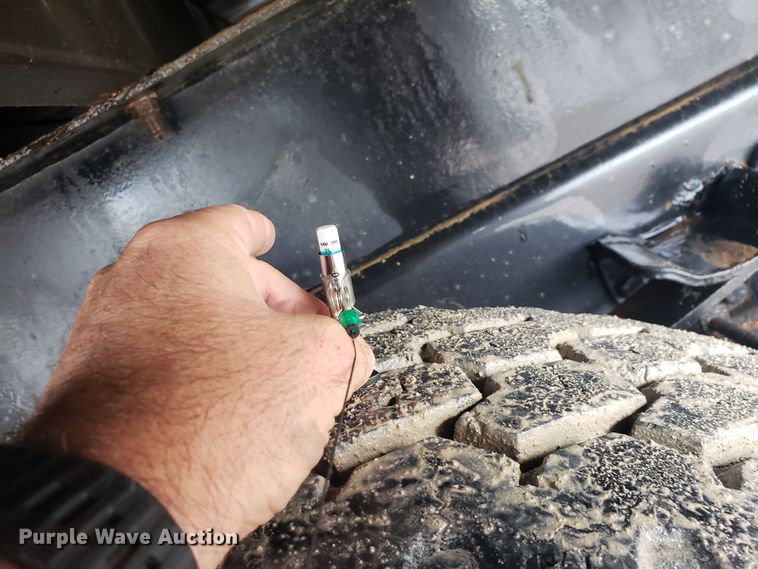 image for item HO9485 2002 Sterling L70  crane truck