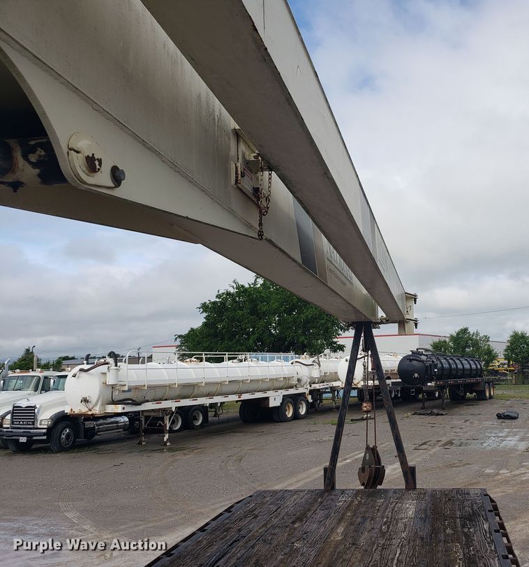 image for item HO9485 2002 Sterling L70  crane truck